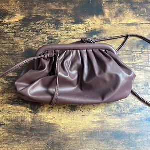 Steve Madden Bnikki Clutch